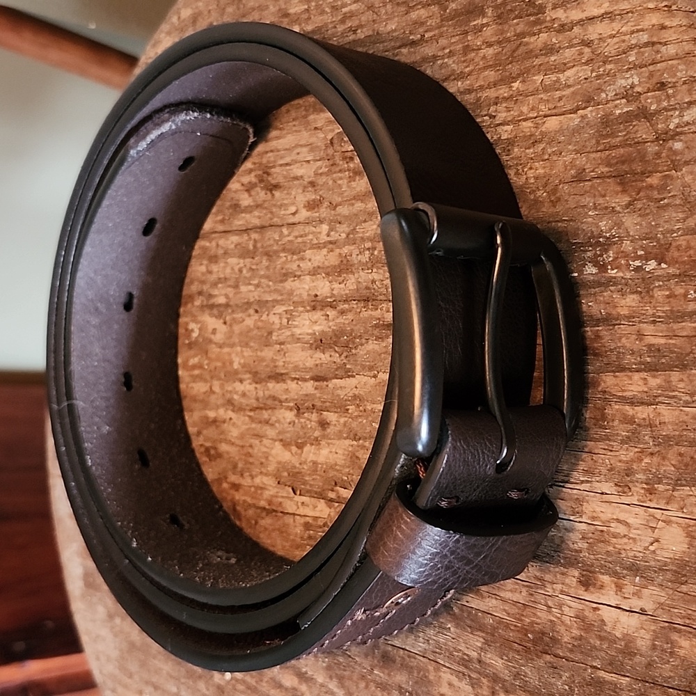 Levis Brown Leather Belt Size 42-44 XL